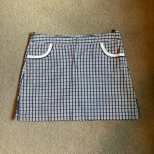 Izod Golf Black and White Plaid Skirt Athletic Skort